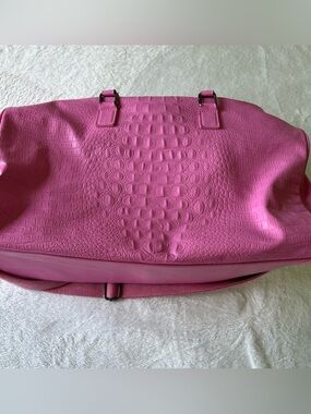 Women's Pink Croc-Embossed Tote Bag